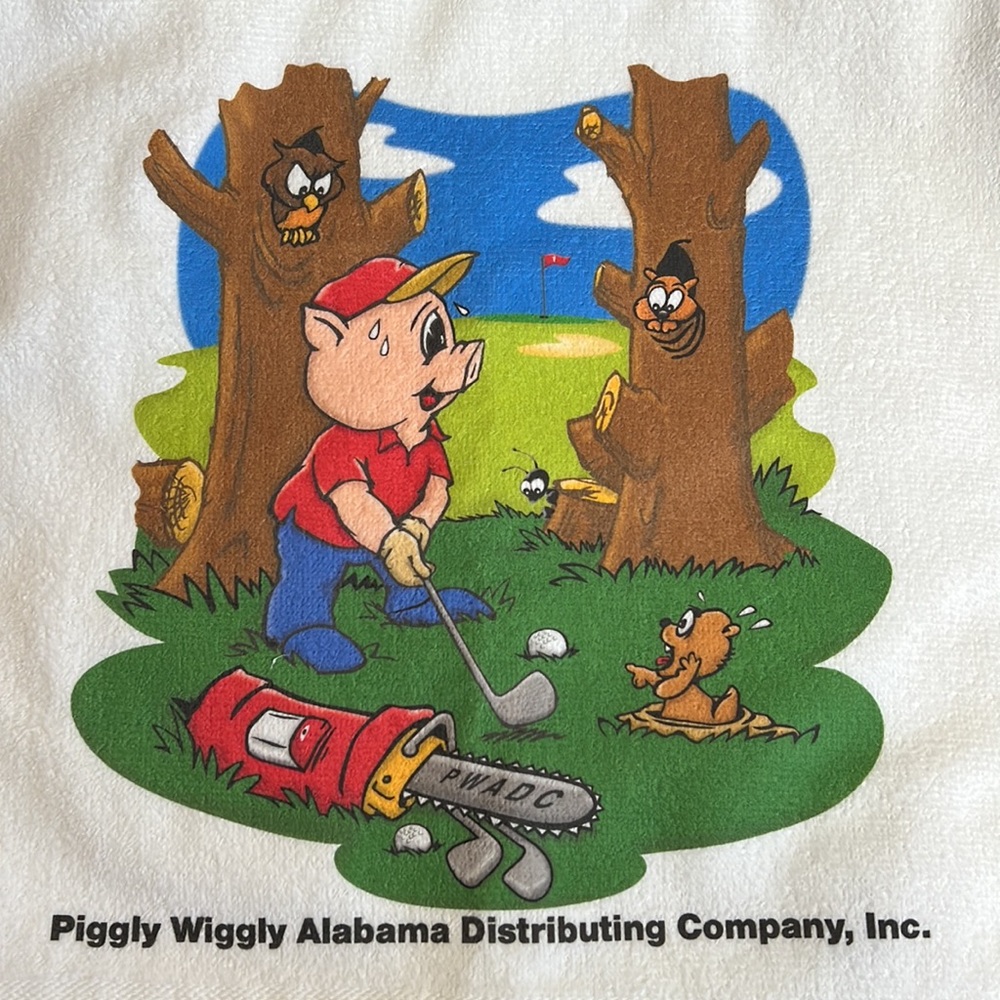 Piggly Wiggly golf towel